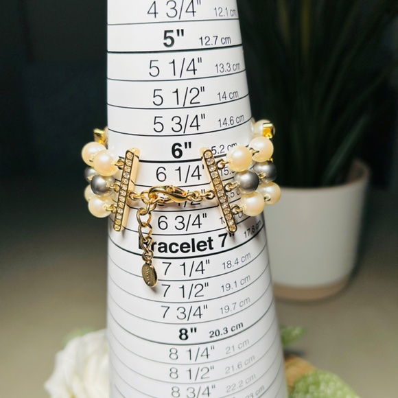 Nancy Nelson Gray and White Faux Pearl Crystal Bracelet Triple Strand - Picture 11 of 15